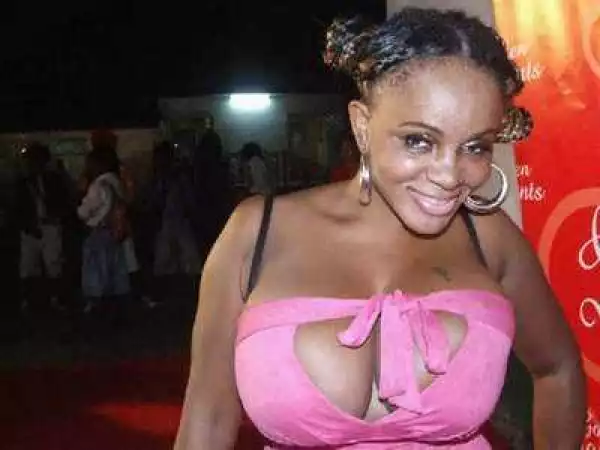 Immigration officers delayed Cossy Orjiakor at airport because of her breasts – Ali Baba